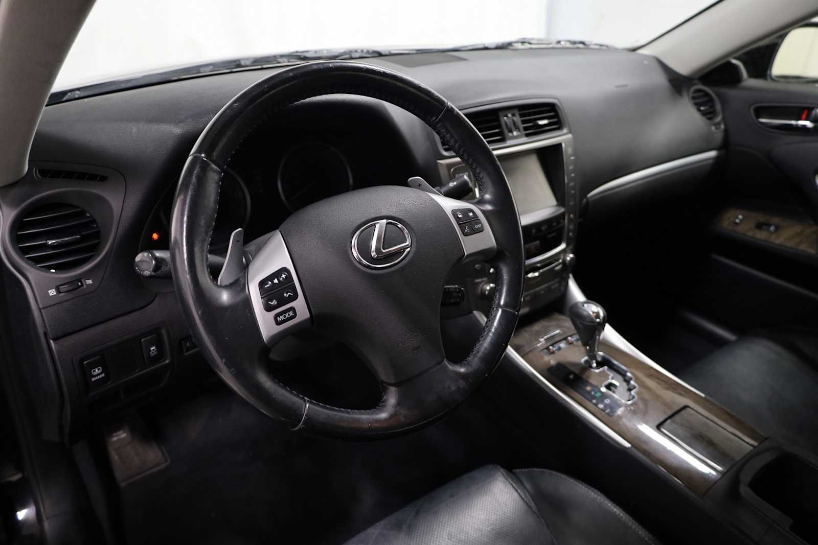 Thumbnail: 2012 Lexus IS - 4