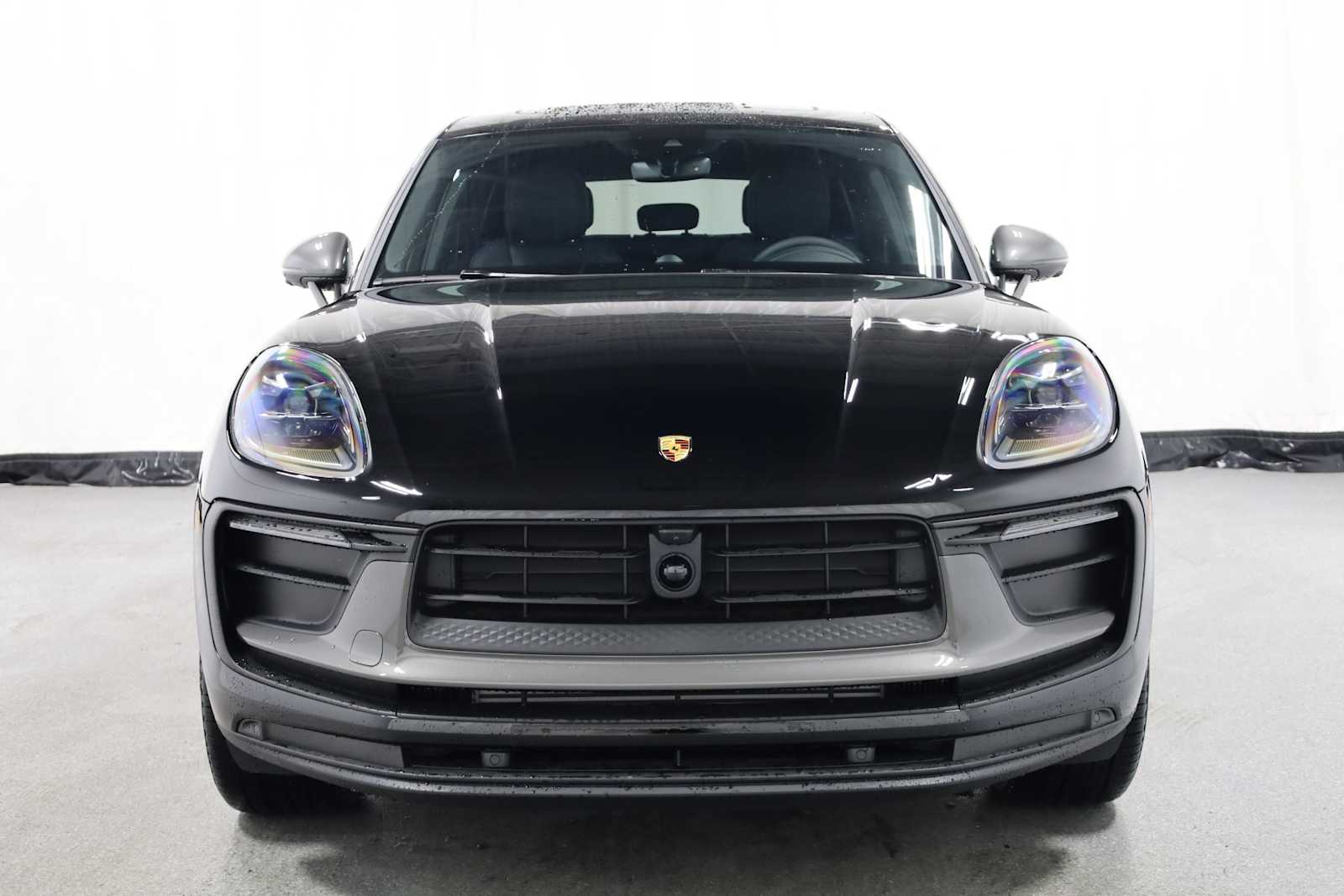 Thumbnail: 2025 Porsche Macan - 14