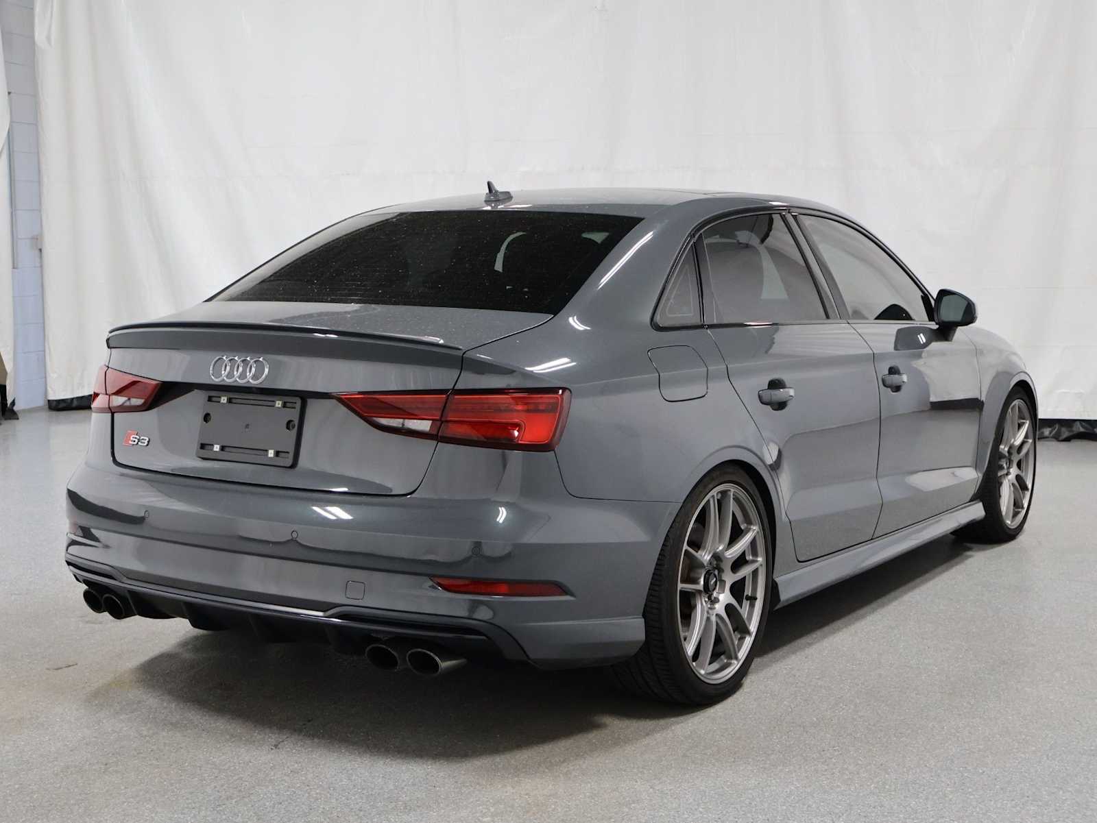 Thumbnail: 2018 Audi S3 - 9