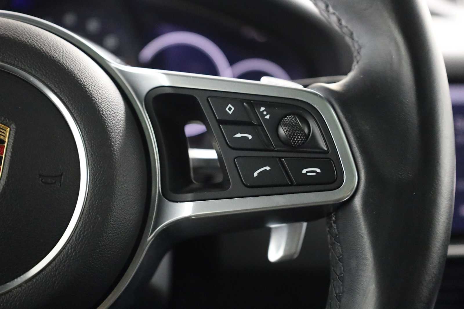 Thumbnail: 2021 Porsche Cayenne - 28