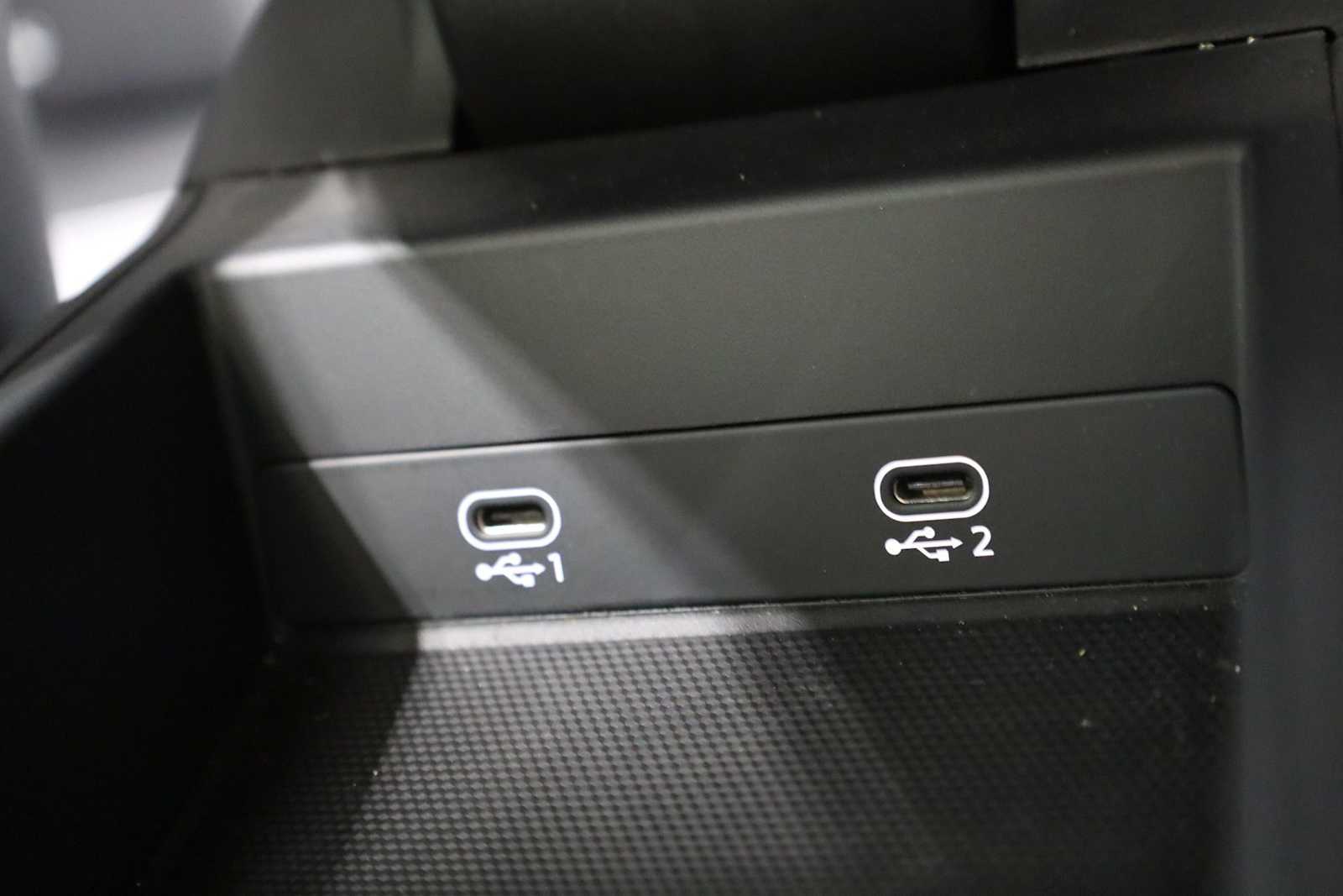 Thumbnail: 2022 Porsche 911 - 34