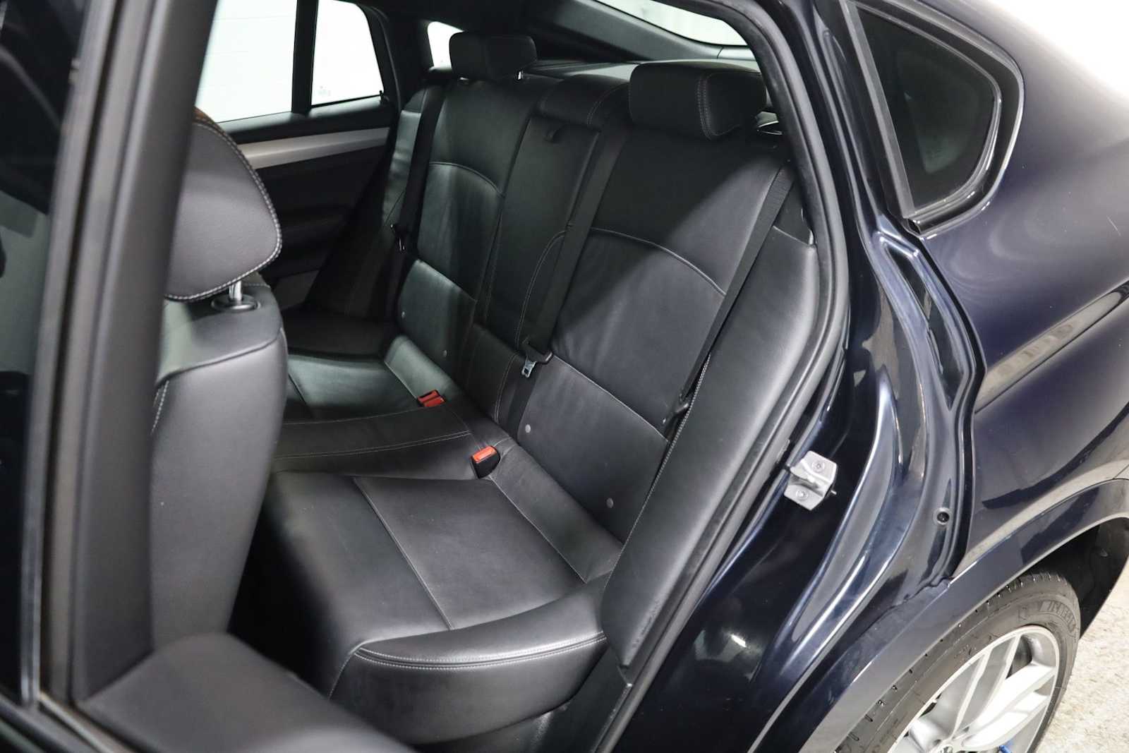 Thumbnail: 2017 BMW X4 - 33