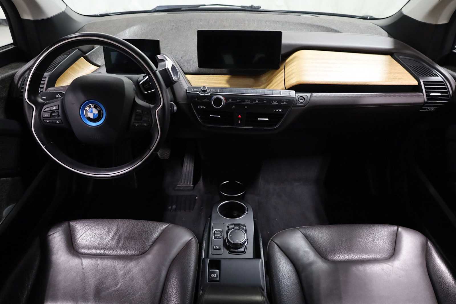 Thumbnail: 2016 BMW i3 - 22