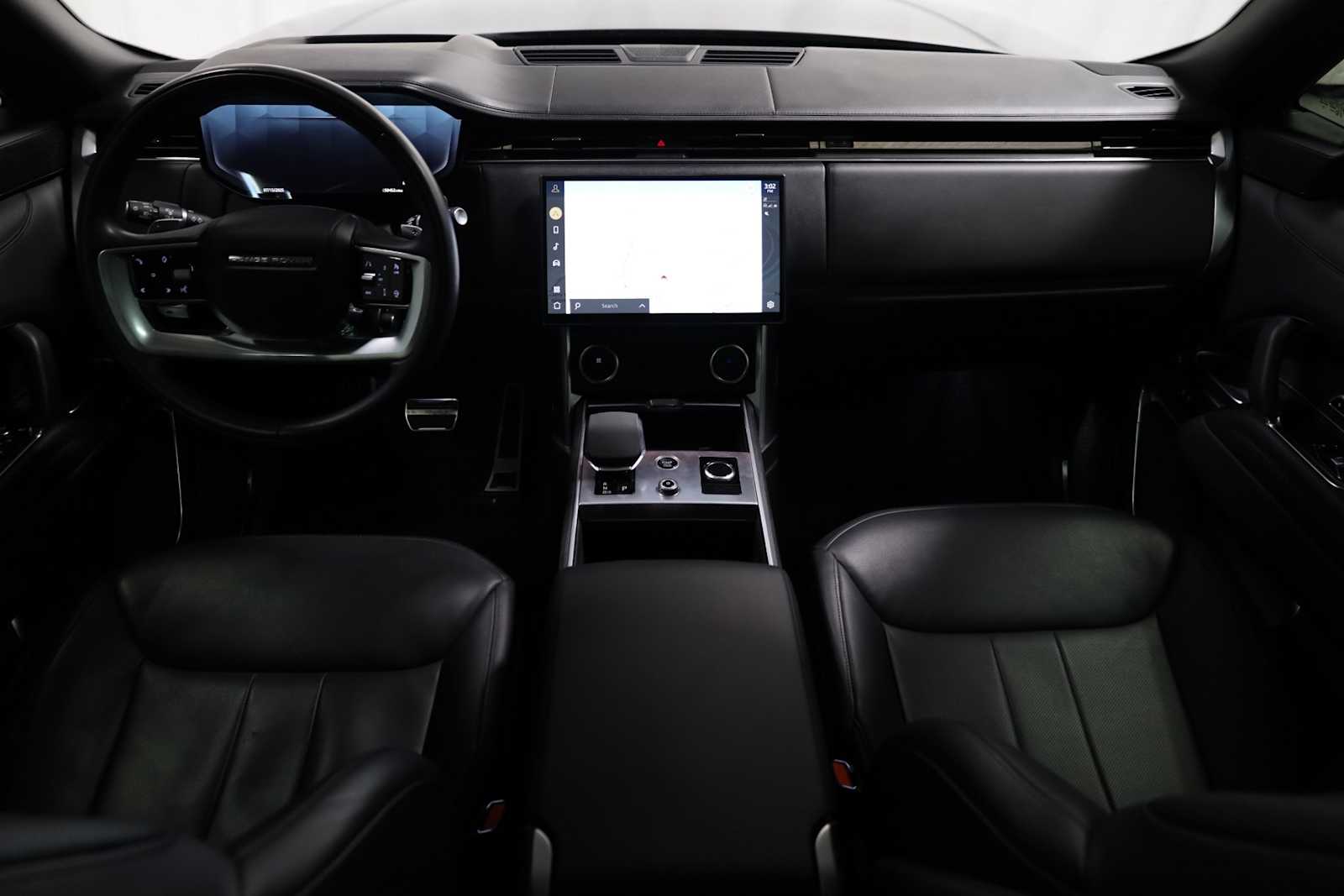 Thumbnail: 2023 Land Rover Range Rover - 32