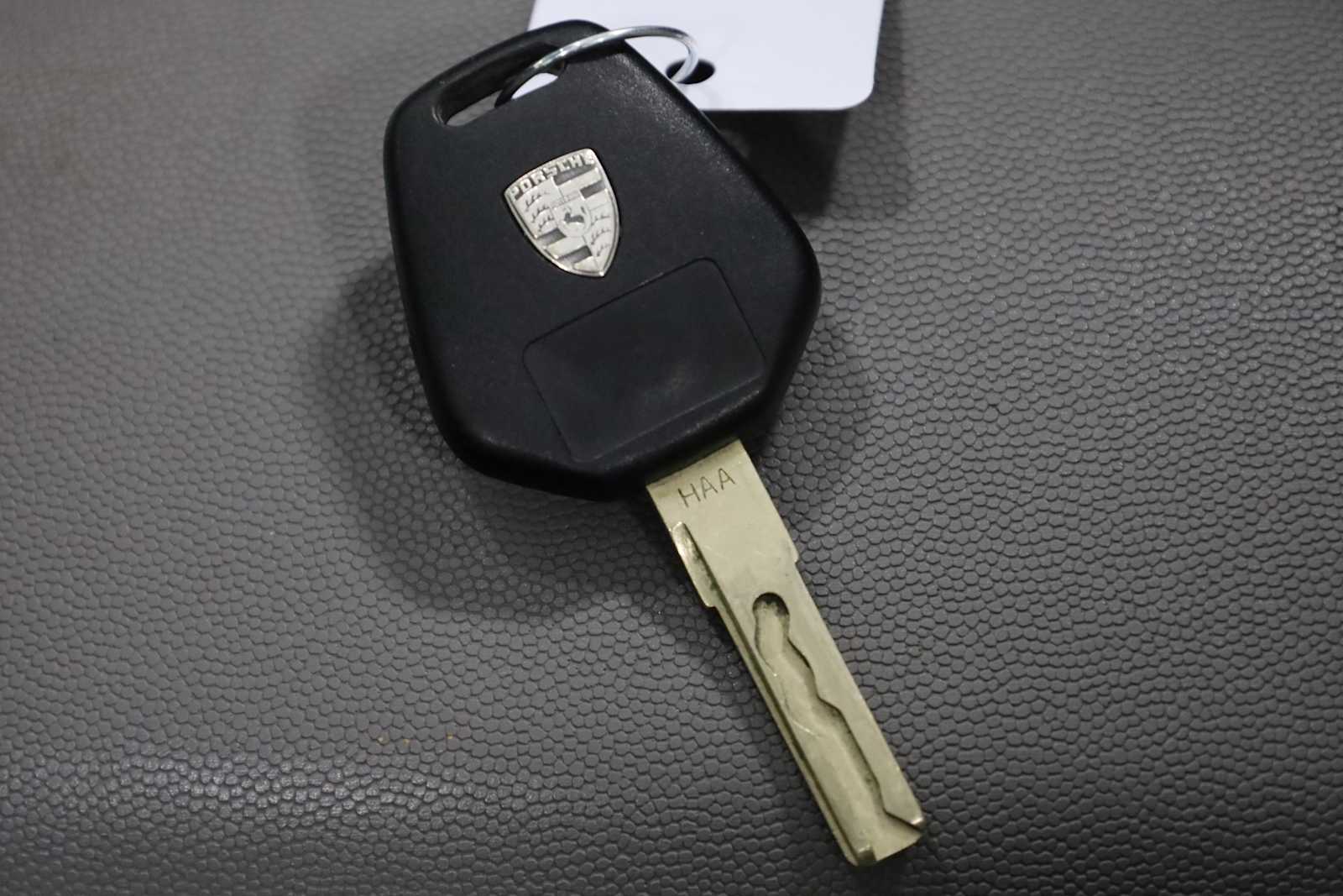 Thumbnail: 1997 Porsche Boxster - 39
