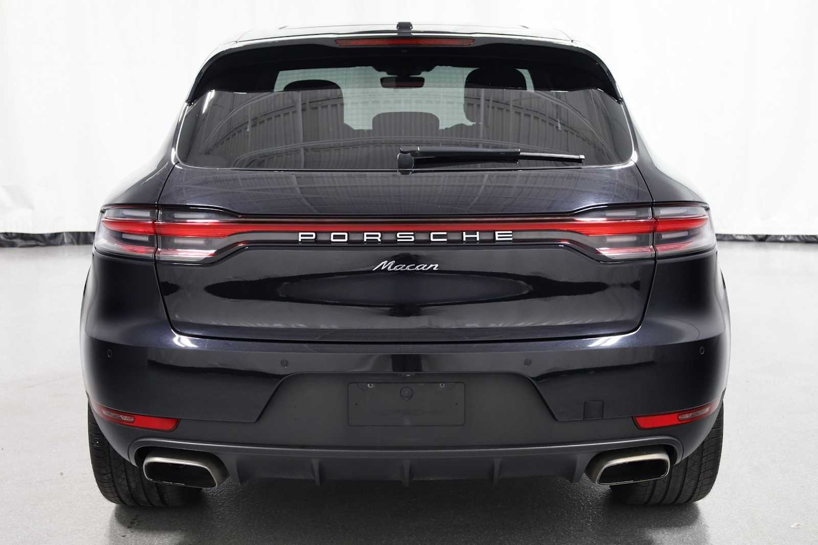 Thumbnail: 2021 Porsche Macan - 7