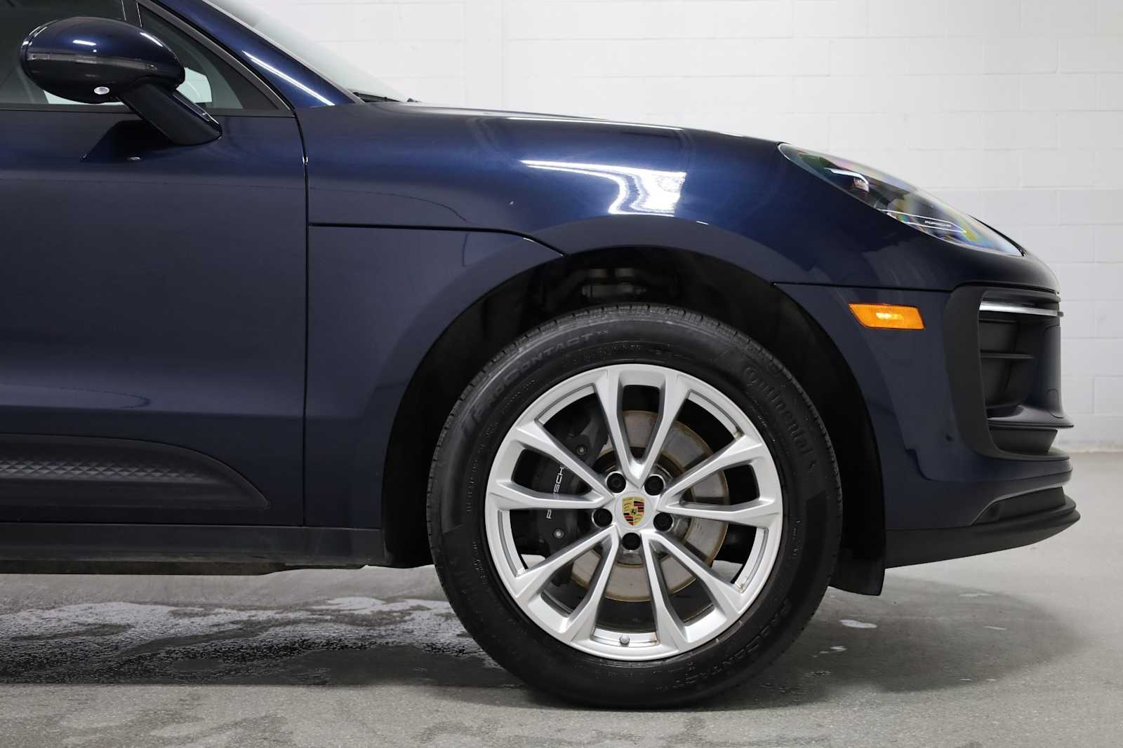 Thumbnail: 2023 Porsche Macan - 11