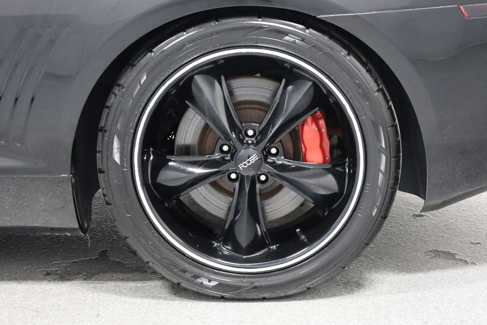 Thumbnail: 2010 Chevrolet Camaro - 33