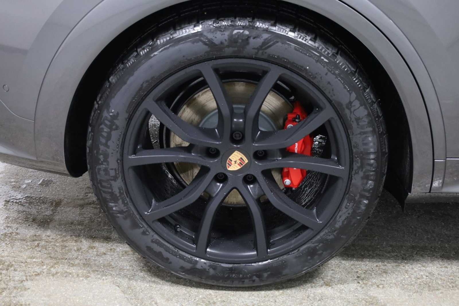 Thumbnail: 2026 Porsche Cayenne - 38