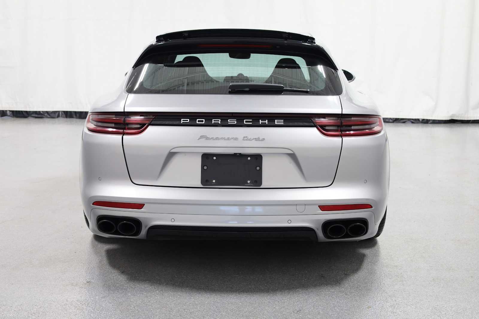 Thumbnail: 2018 Porsche Panamera - 7