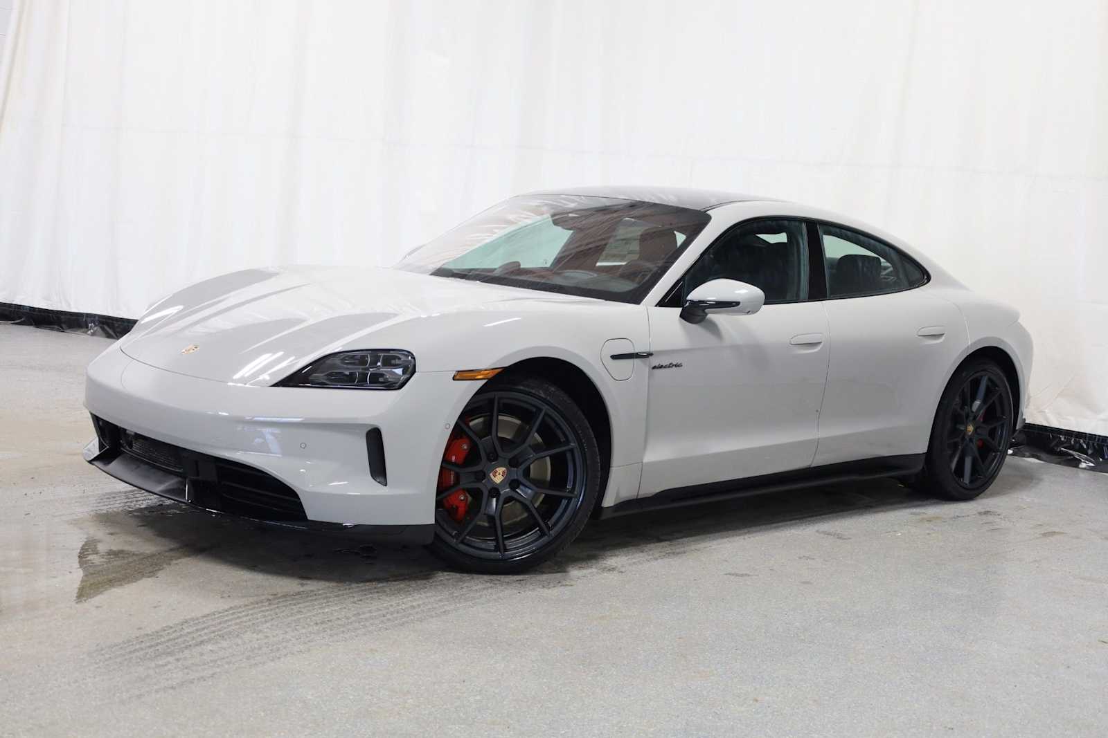 Thumbnail: 2026 Porsche Taycan - 1