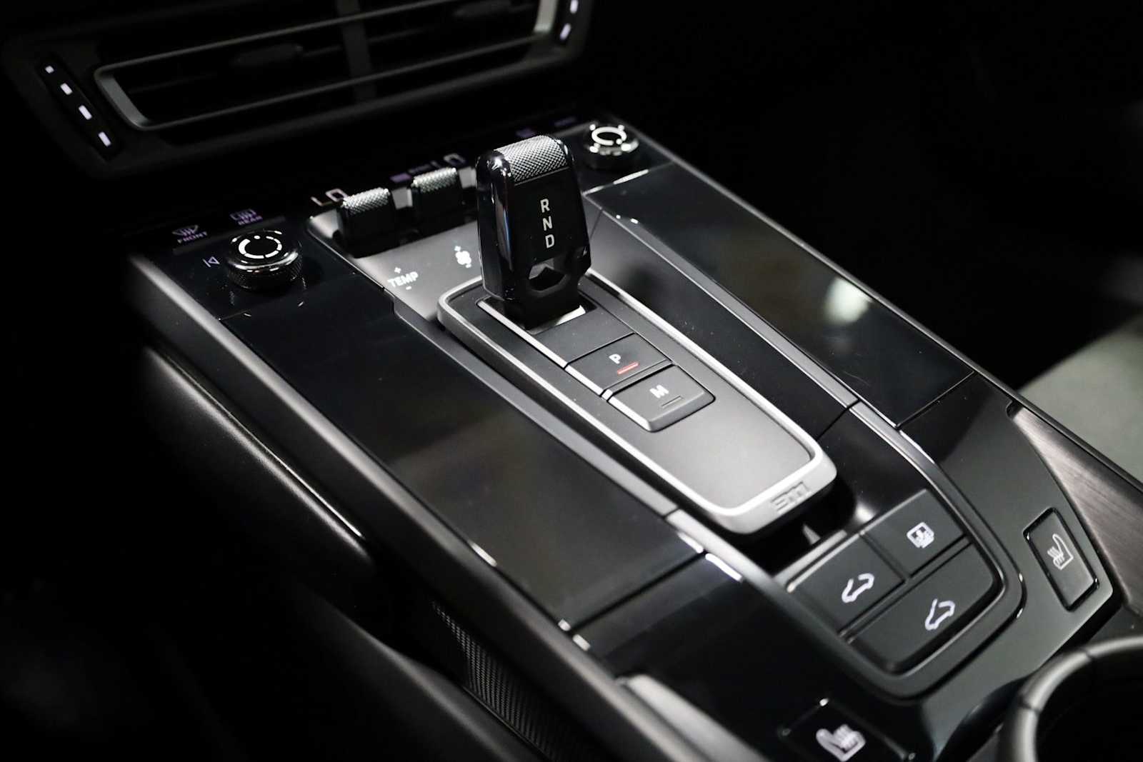 Thumbnail: 2022 Porsche 911 - 29