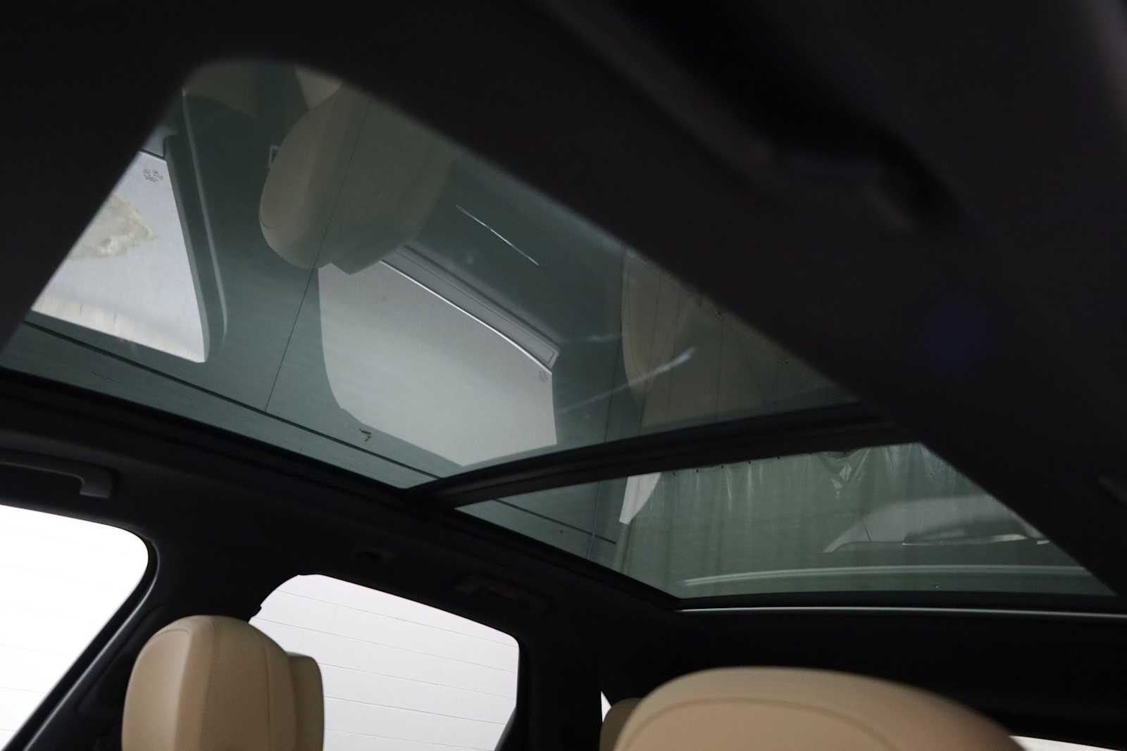 Thumbnail: 2023 Porsche Cayenne - 20