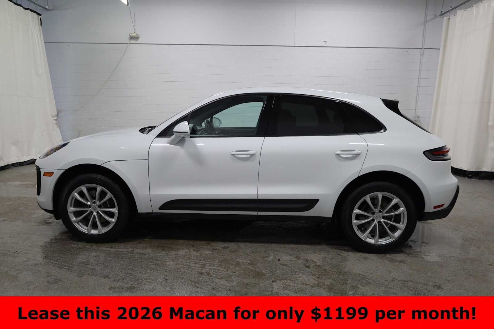 Thumbnail: 2026 Porsche Macan - 2