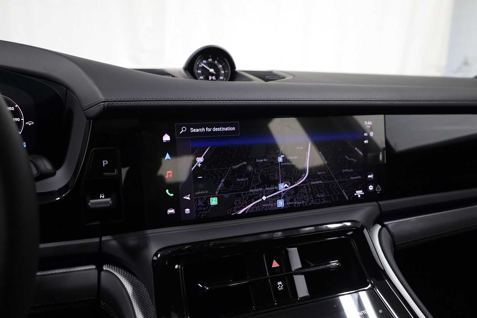 Thumbnail: 2026 Porsche Panamera - 33