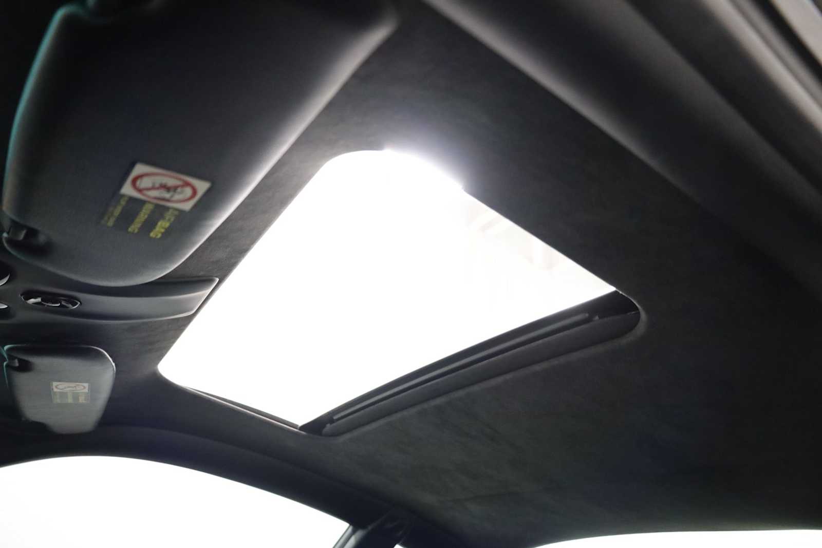 Thumbnail: 2001 Porsche 911 - 19