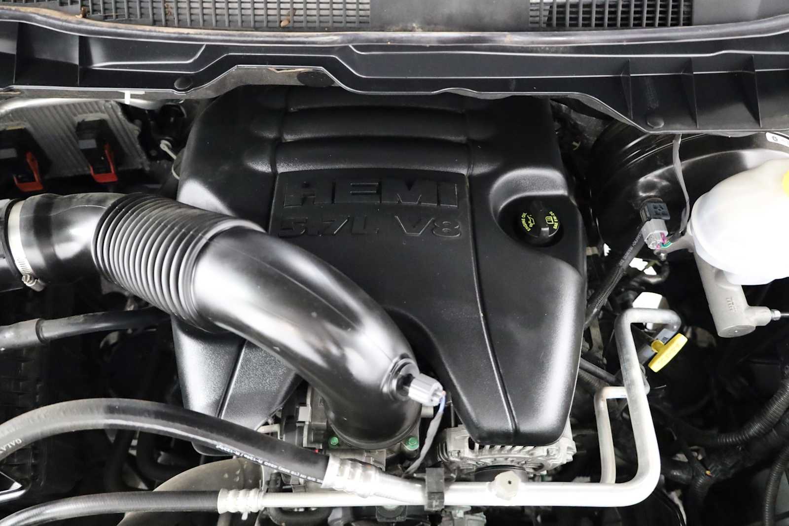 Thumbnail: 2019 RAM 1500 Classic - 34