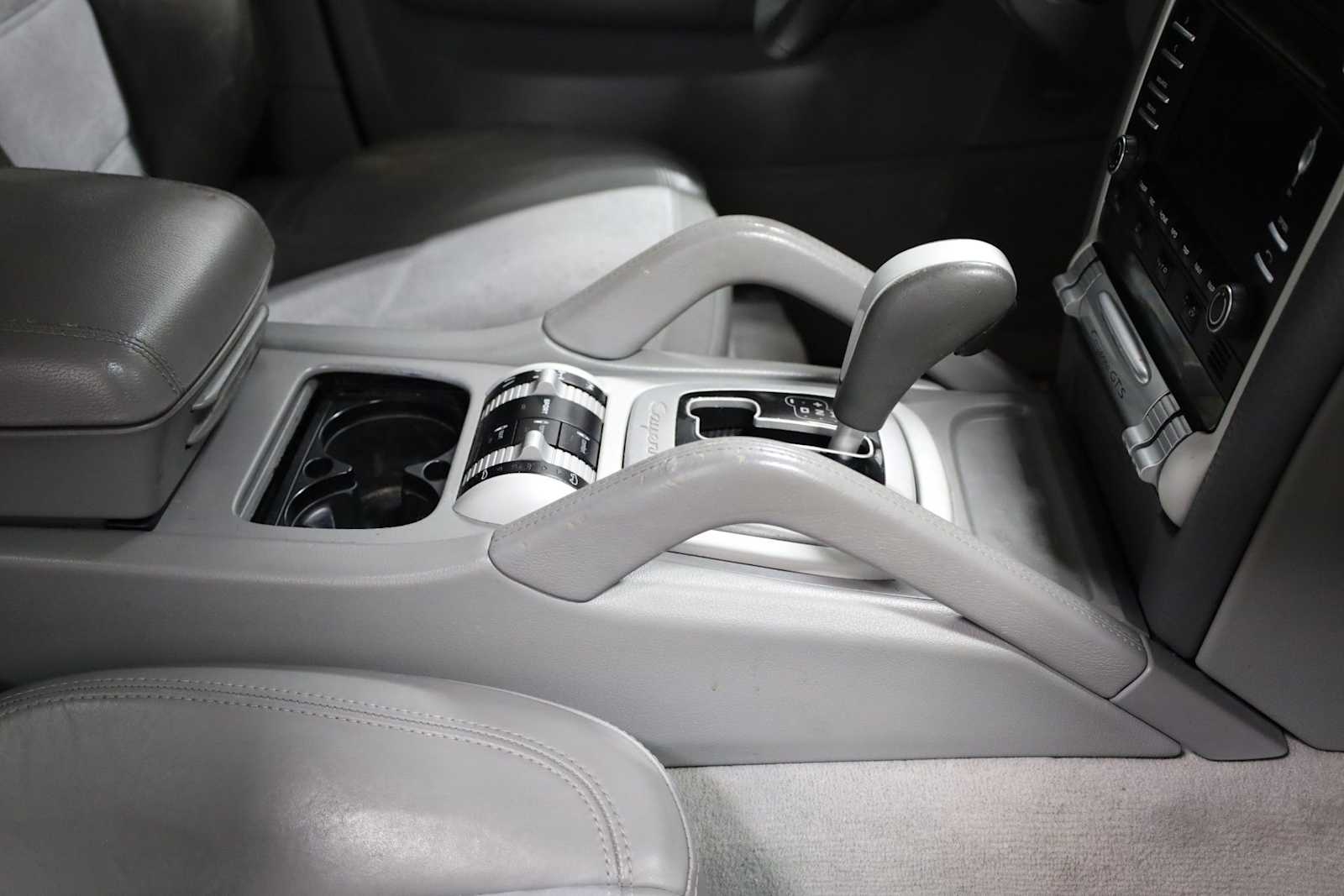 Thumbnail: 2009 Porsche Cayenne - 20