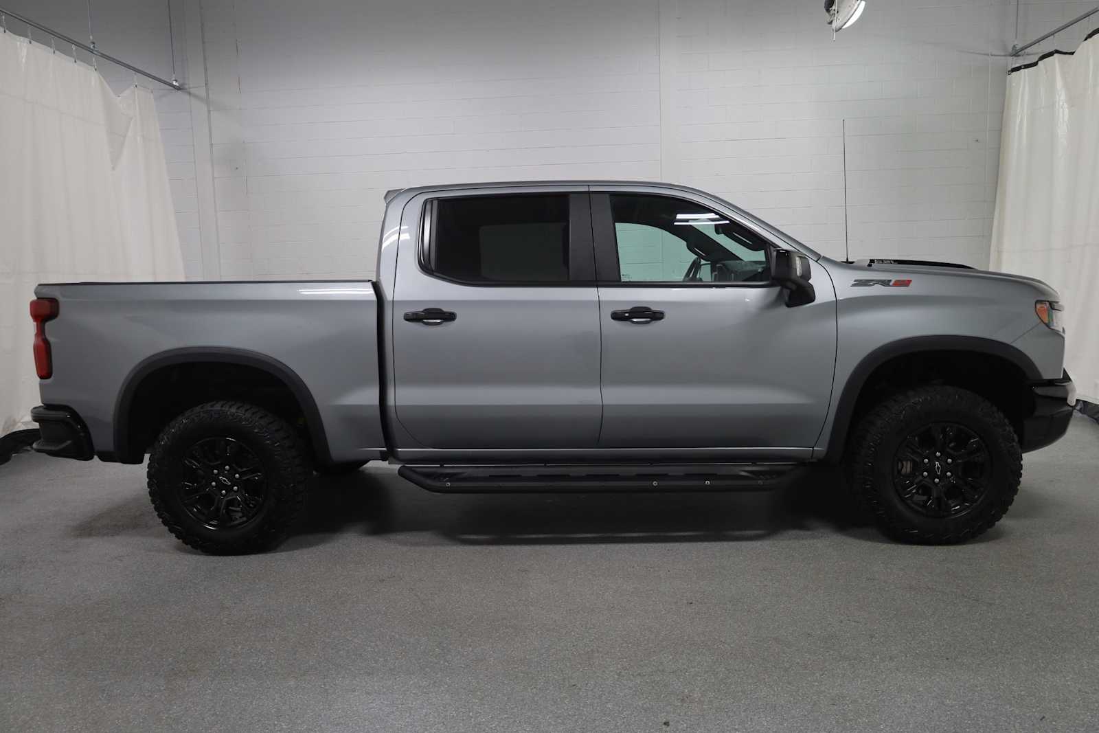 Thumbnail: 2024 Chevrolet Silverado 1500 - 10