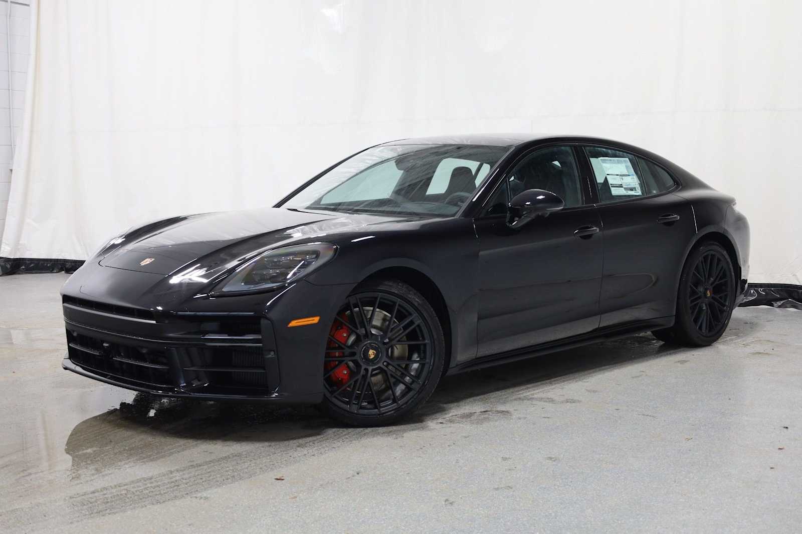 Thumbnail: 2026 Porsche Panamera - 1