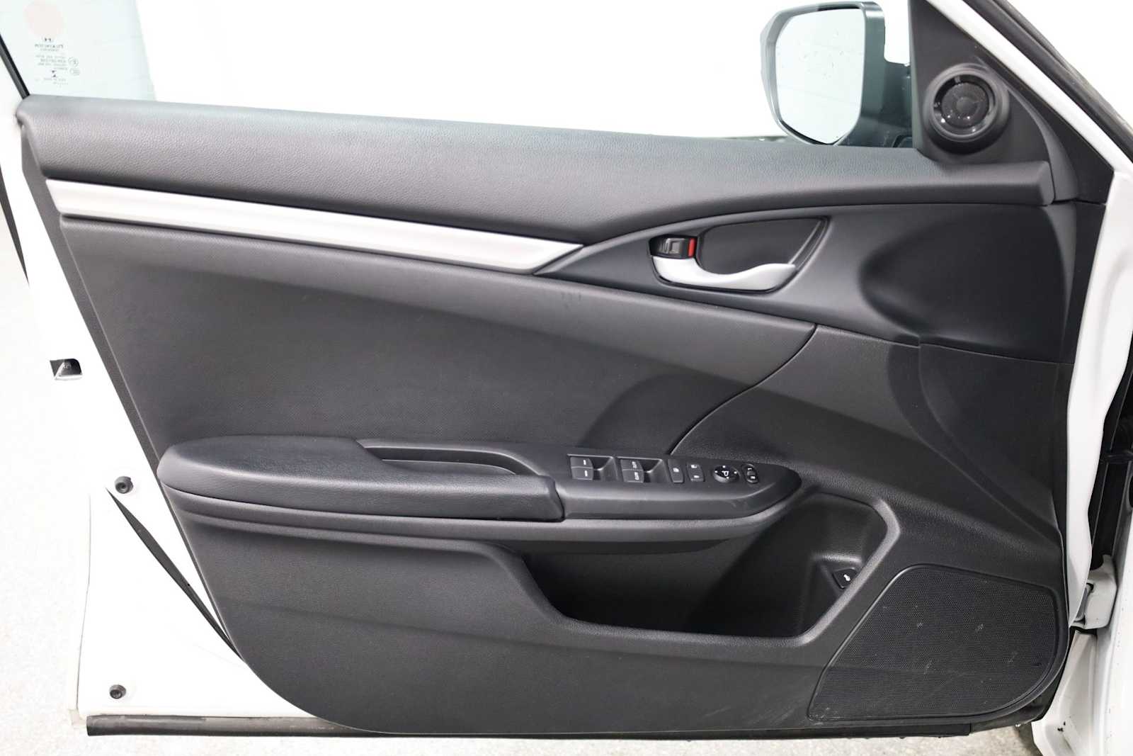 Thumbnail: 2019 Honda Civic - 16