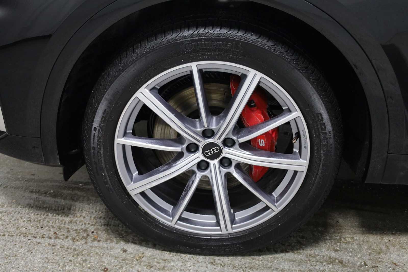 Thumbnail: 2024 Audi SQ5 - 37