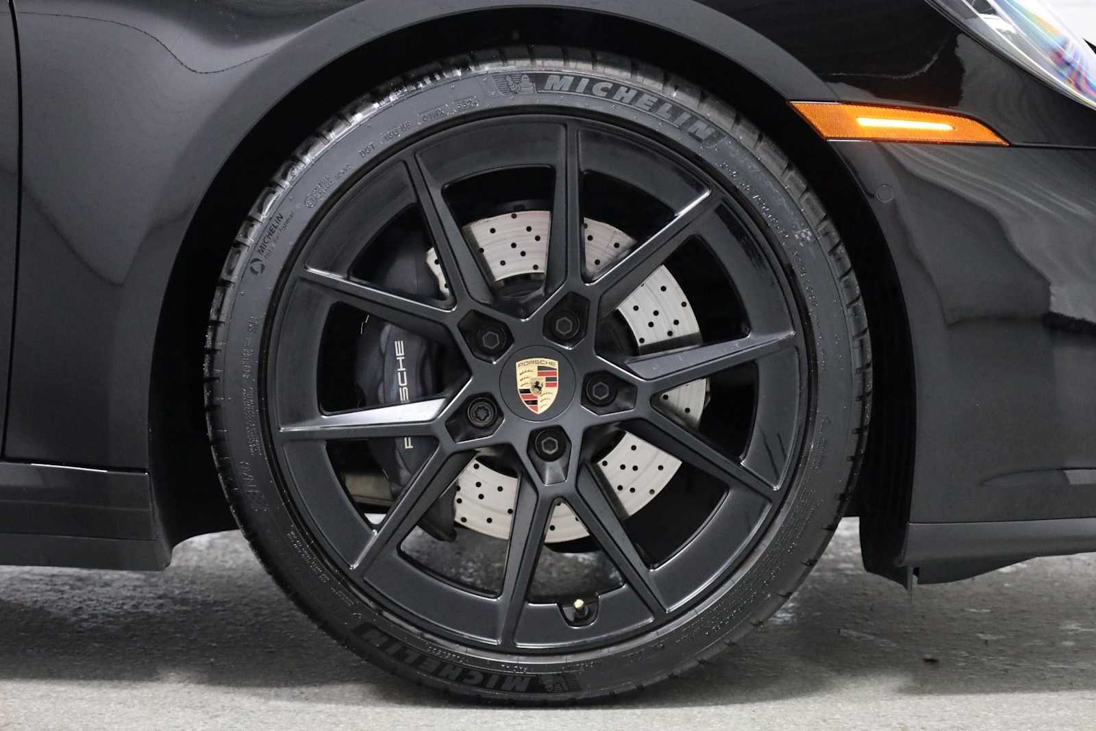 Thumbnail: 2025 Porsche 911 - 12