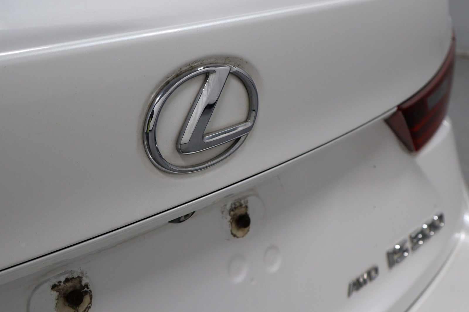 Thumbnail: 2016 Lexus IS - 8