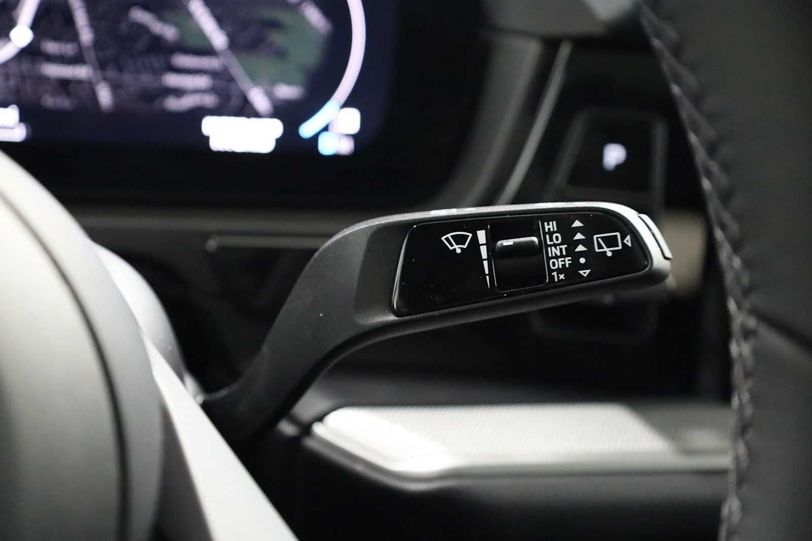 Thumbnail: 2026 Porsche Cayenne - 30