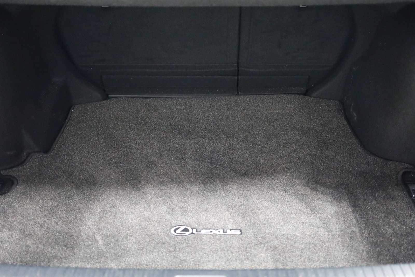 Thumbnail: 2016 Lexus IS - 38