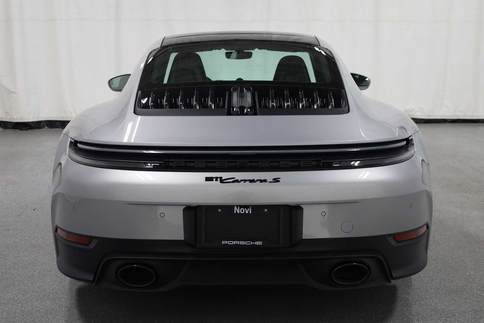 Thumbnail: 2025 Porsche 911 - 7
