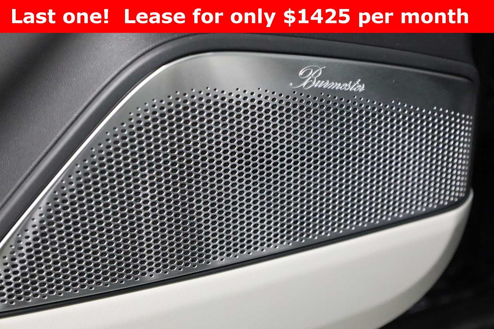 Thumbnail: 2025 Porsche Macan - 17