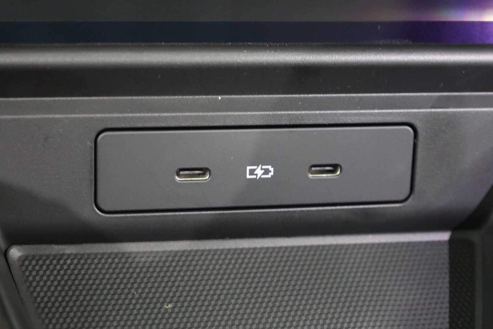 Thumbnail: 2026 Porsche Panamera - 35