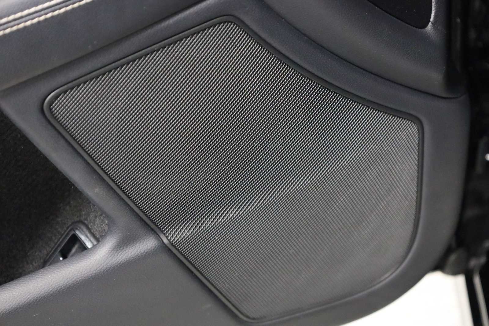 Thumbnail: 2014 Mercedes-Benz CLS - 17