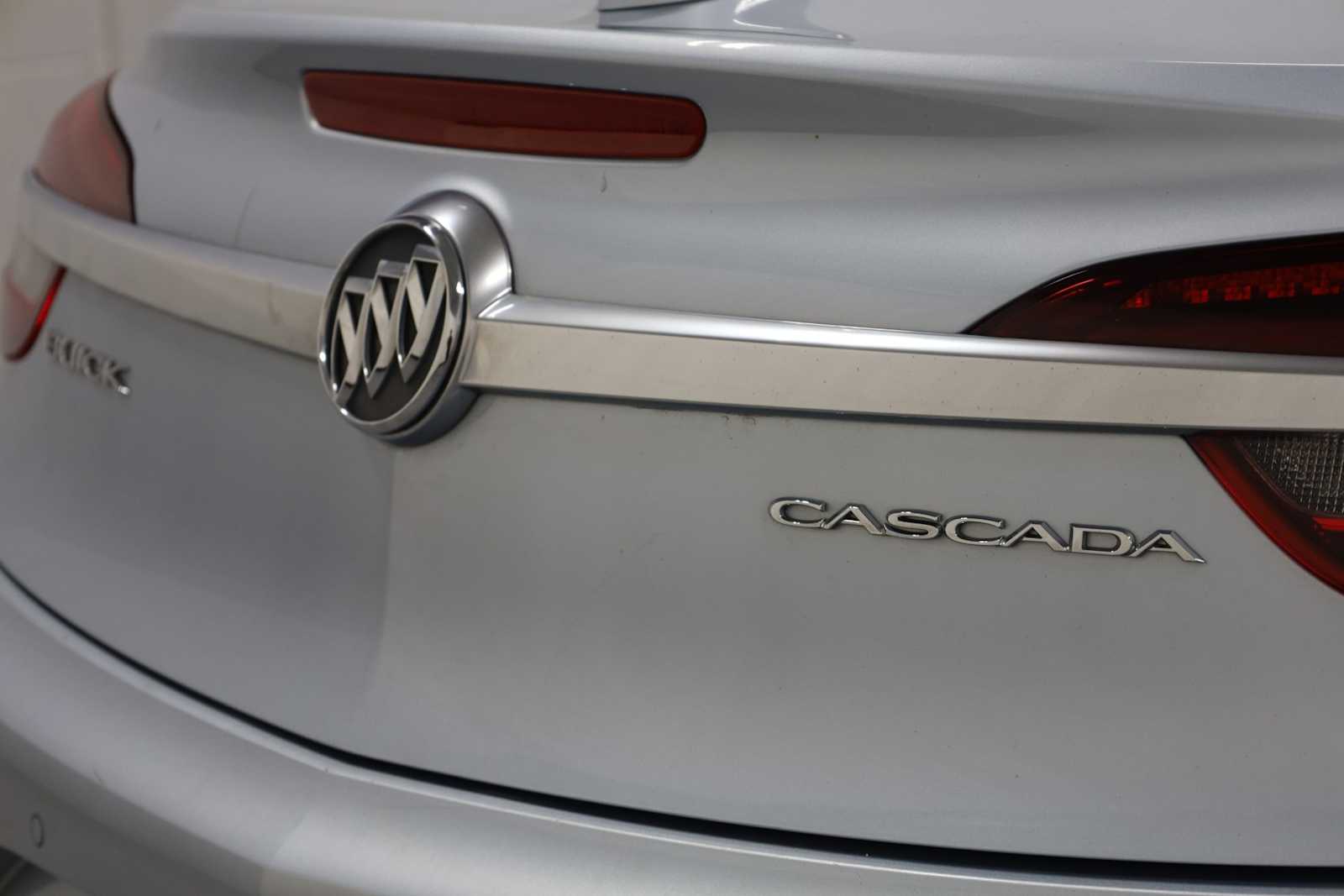 Thumbnail: 2016 Buick Cascada - 8