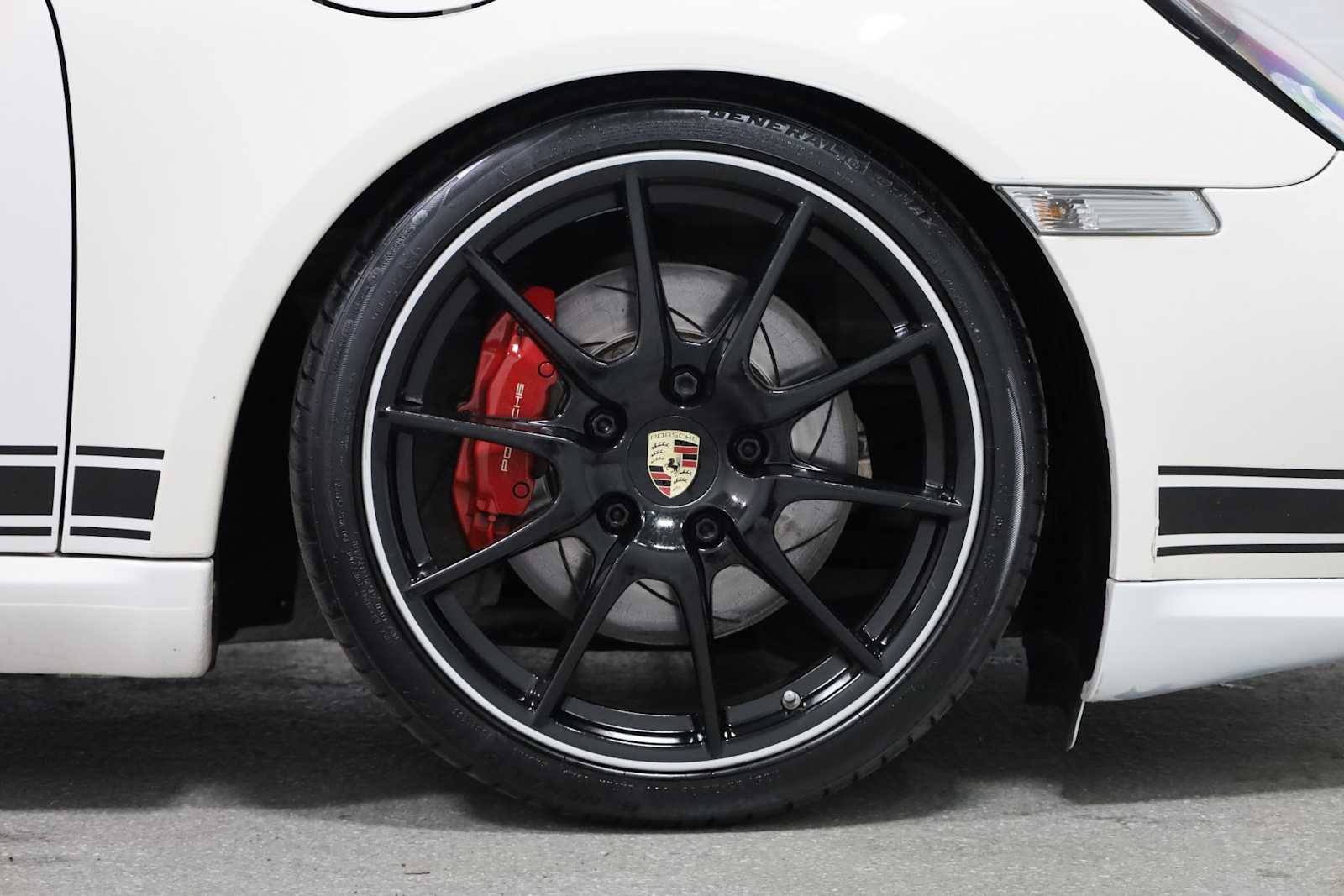 Thumbnail: 2012 Porsche Cayman - 12