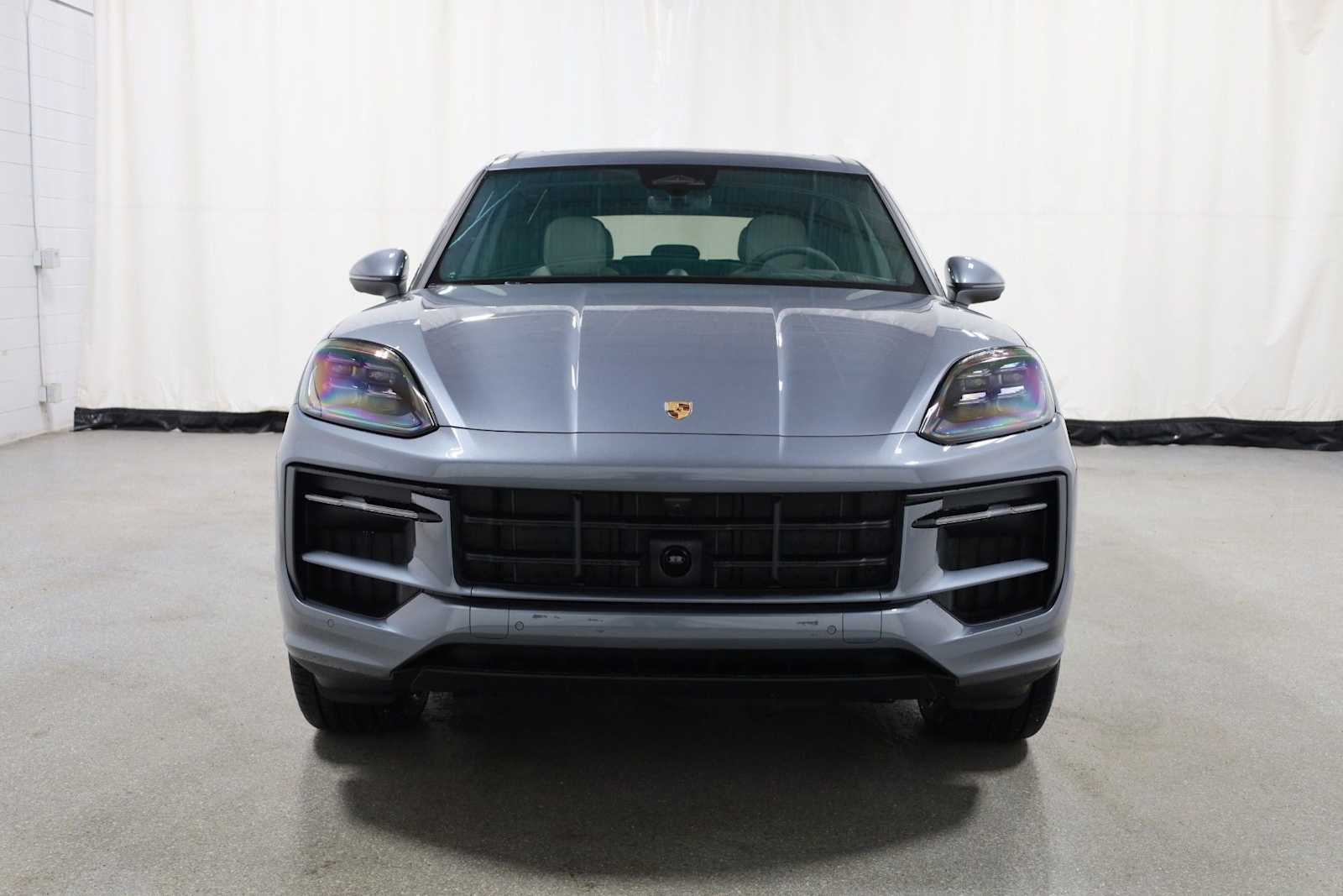 Thumbnail: 2026 Porsche Cayenne - 14