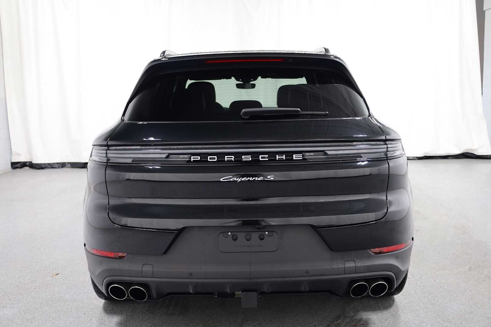 Thumbnail: 2024 Porsche Cayenne - 7