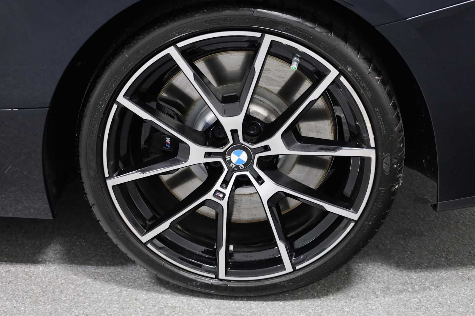 Thumbnail: 2024 BMW 8 Series - 33