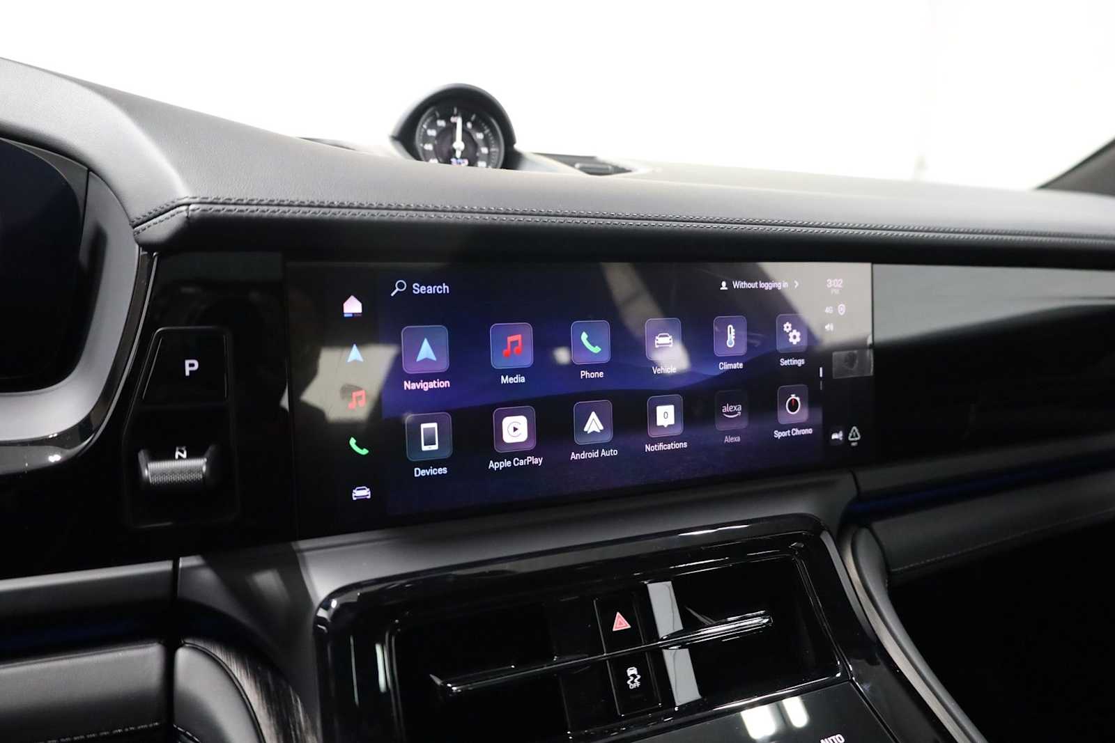 Thumbnail: 2026 Porsche Panamera - 32