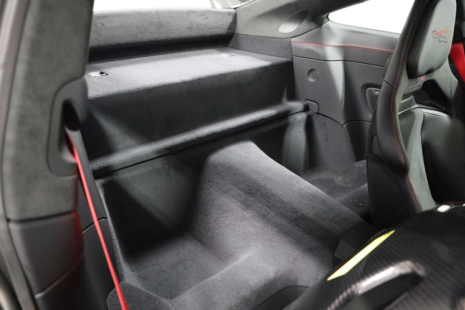 Thumbnail: 2026 Porsche 911 - 35