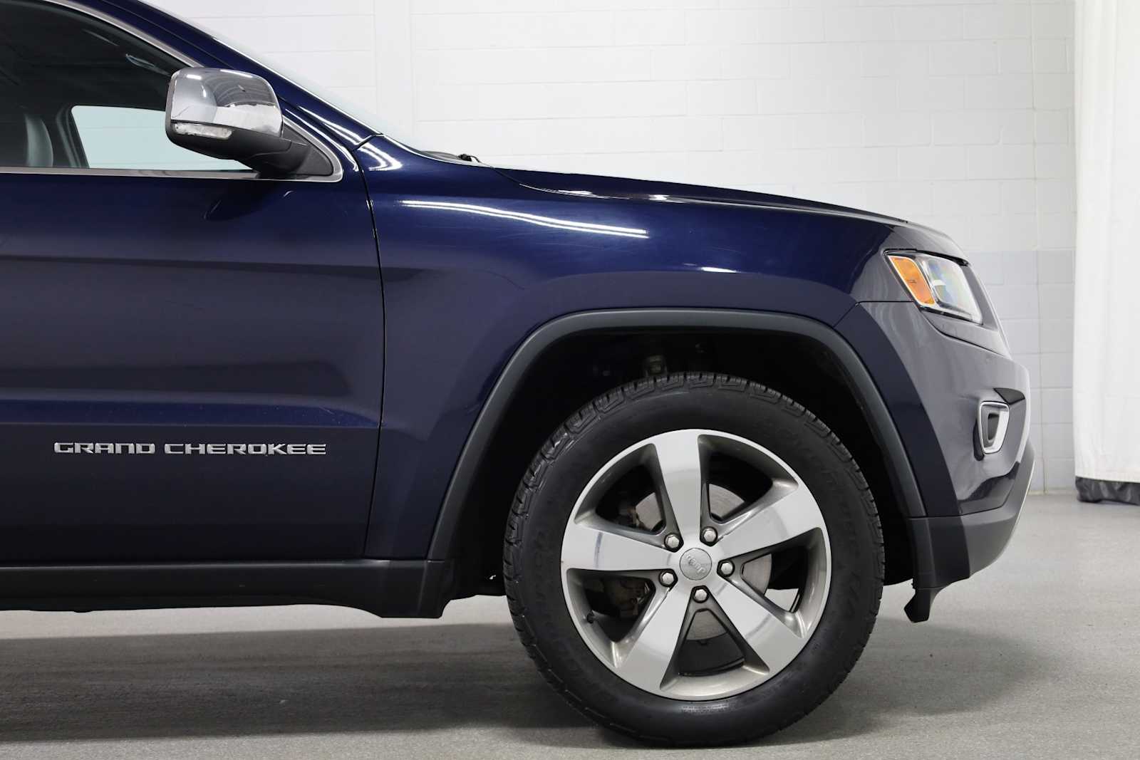 2016 Jeep Grand Cherokee Limited Edition 19