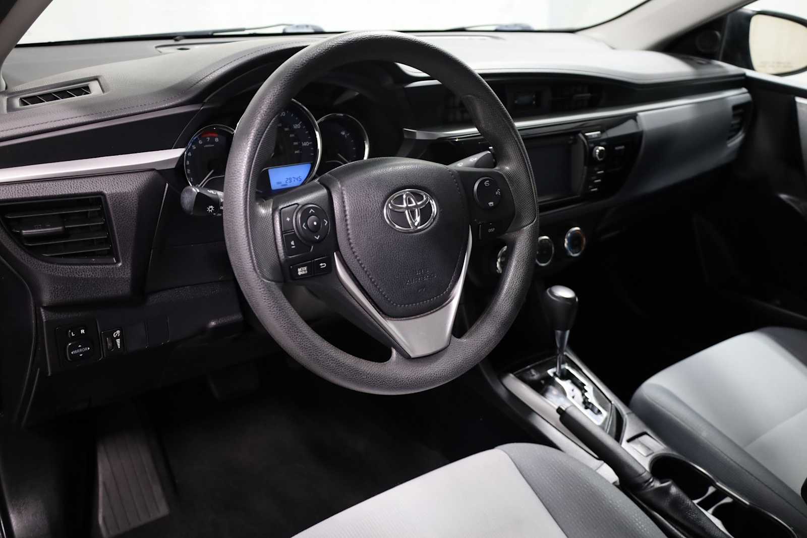 Thumbnail: 2016 Toyota Corolla - 4