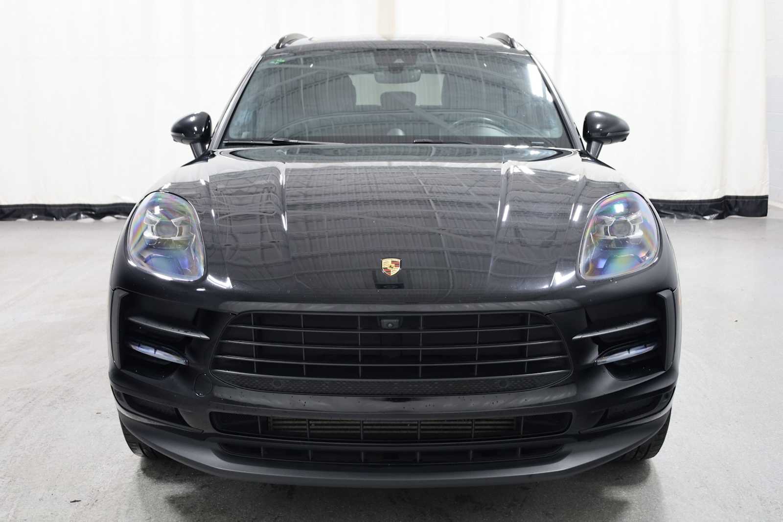 Thumbnail: 2020 Porsche Macan - 14
