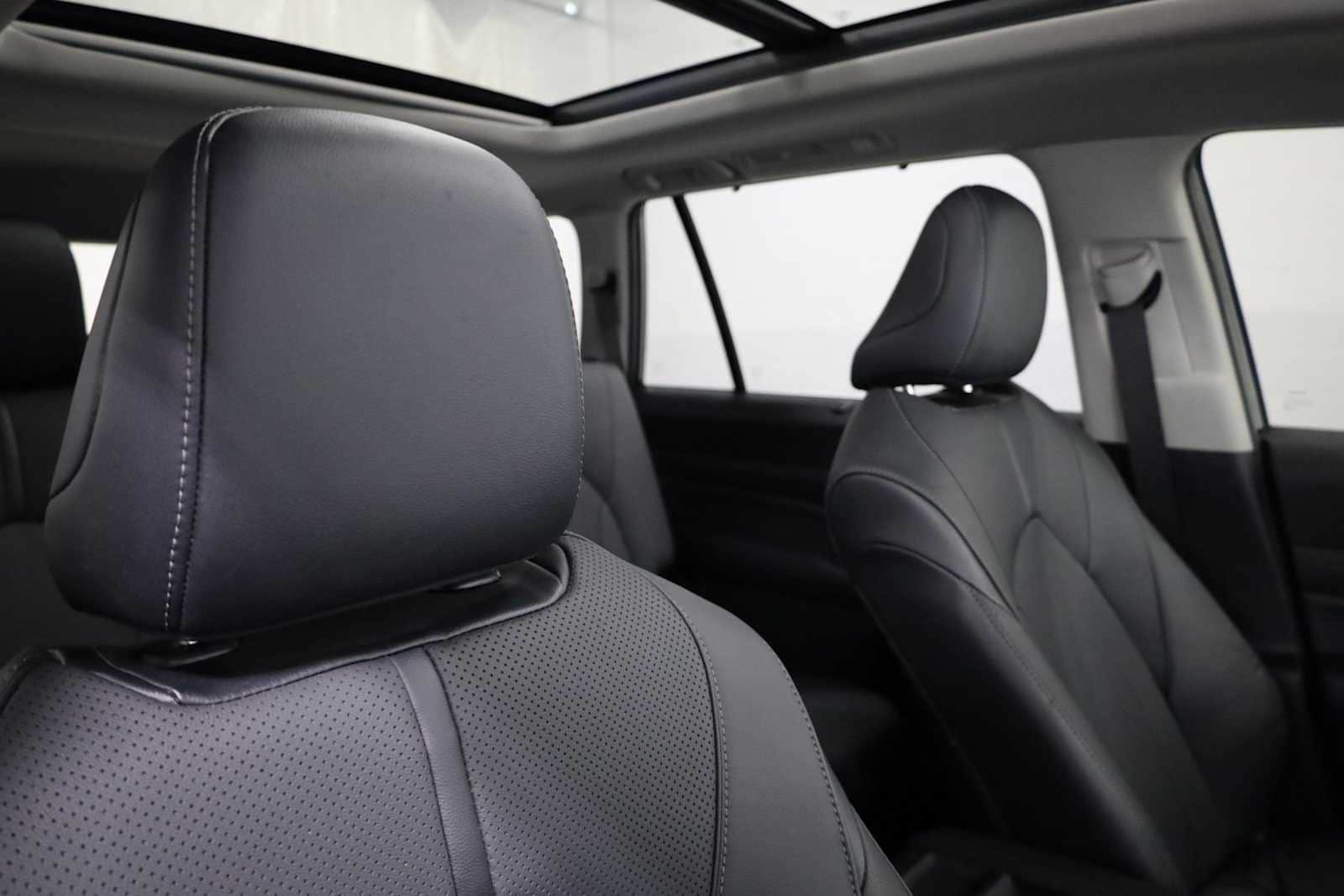 Thumbnail: 2024 Toyota Grand Highlander - 20