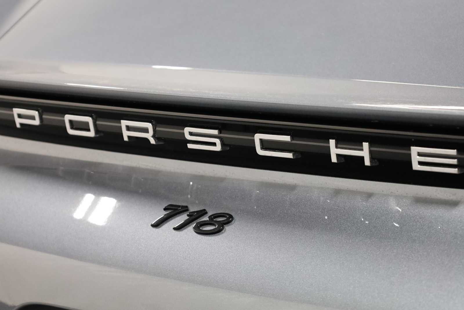 Thumbnail: 2025 Porsche 718 Cayman - 10