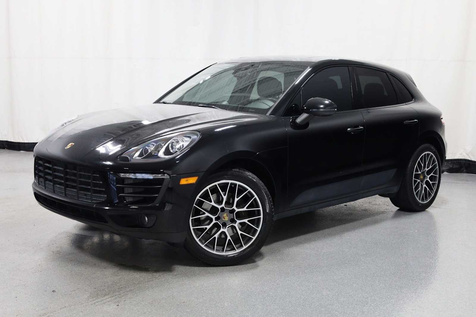 2018 Porsche Macan Sport Edition -
                  Novi, MI