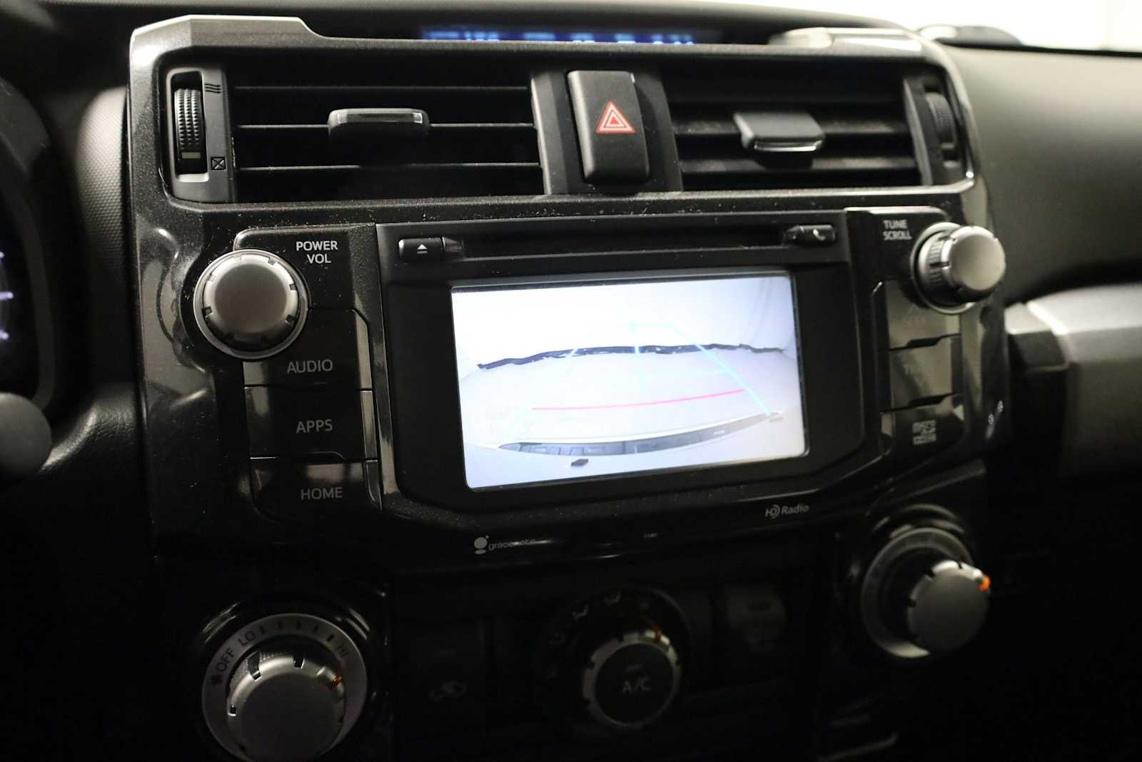 Thumbnail: 2014 Toyota 4Runner - 31