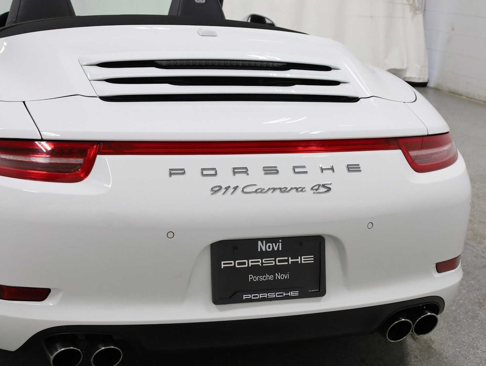 Thumbnail: 2014 Porsche 911 - 8