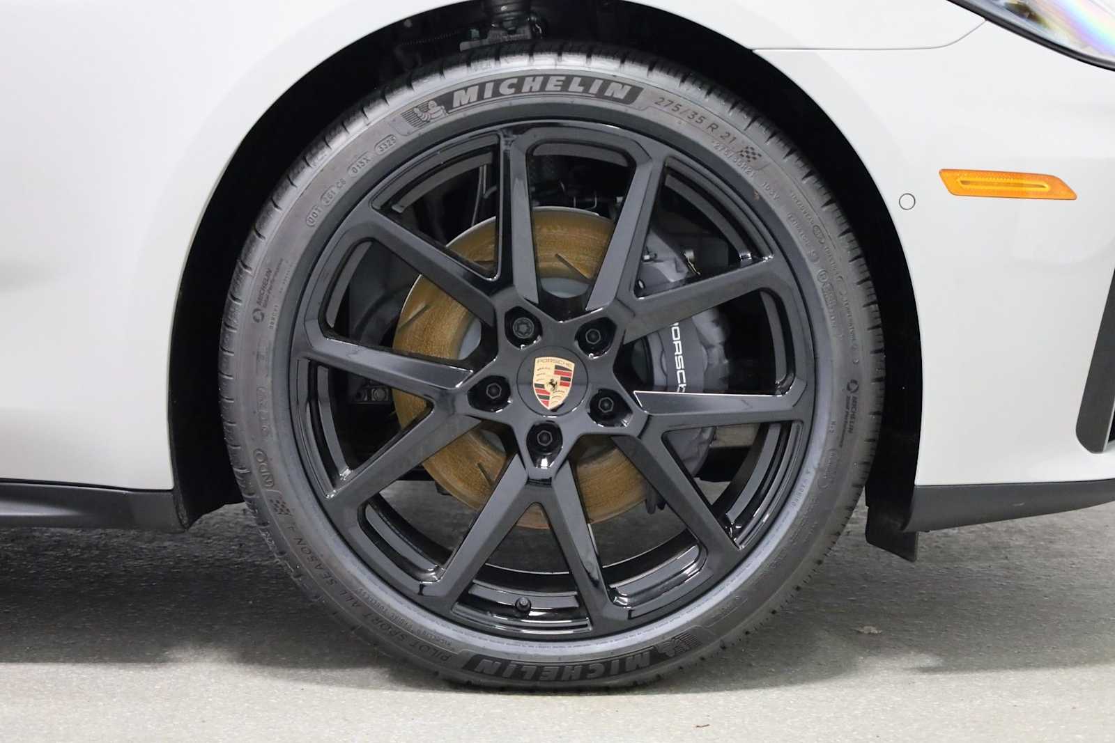 Thumbnail: 2026 Porsche Panamera - 12